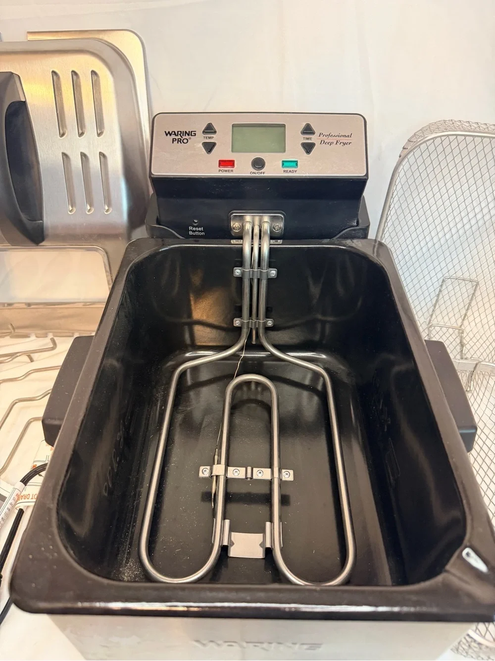 Waring Pro Deep Fryer Professional DF280 4qt Stainless Steel 3 Baskets